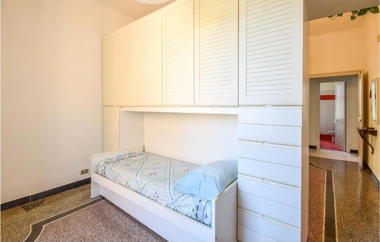 3 Bedroom In Nervi Appartamento